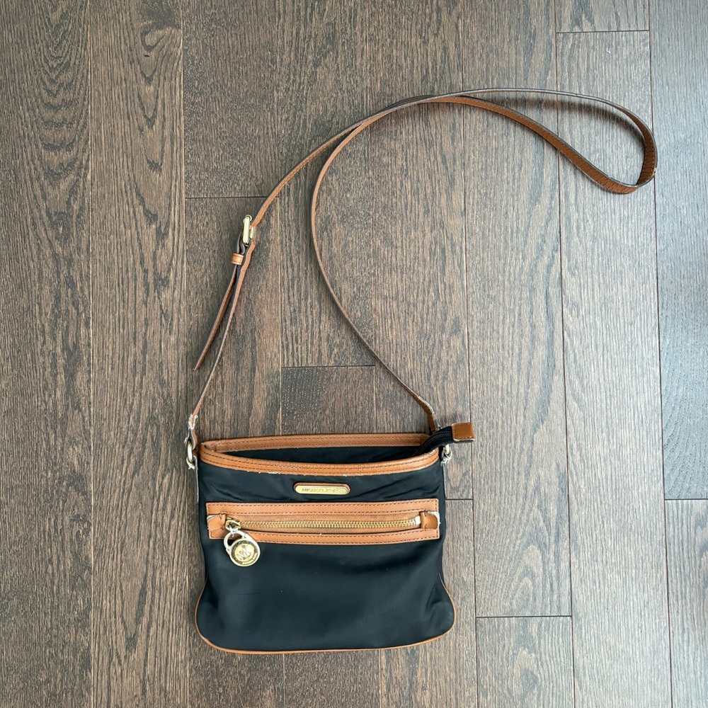 Michael Kors Crossbody Bag